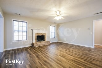 622 River Rock Cir in Jefferson, GA - Foto de edificio - Building Photo