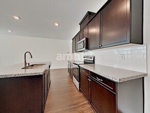 6137 Wild Lilac Ct in Las Vegas, NV - Building Photo - Building Photo