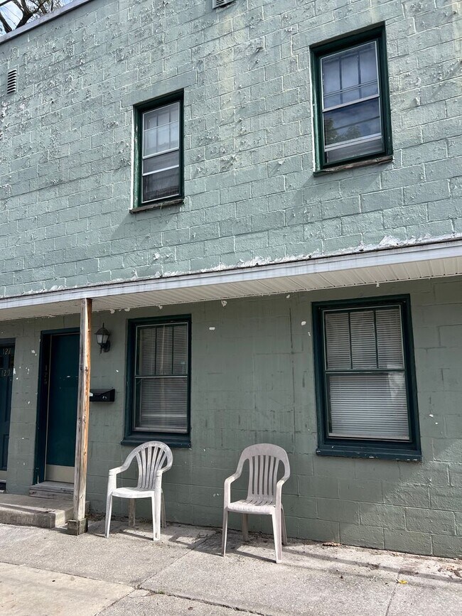 125-131 N West St in Carlisle, PA - Building Photo - Building Photo
