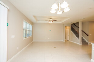 5312 Levana St in Palmetto, FL - Foto de edificio - Building Photo