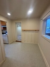 761 State Hwy 99 N in Eugene, OR - Building Photo - Building Photo