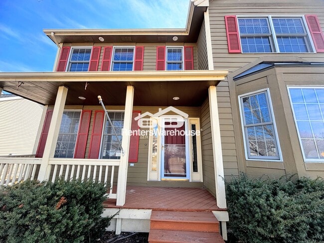 6874 Dakota Dr in West Des Moines, IA - Foto de edificio - Building Photo