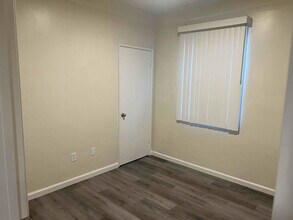 926 N Van Ness Ave in Fresno, CA - Building Photo - Building Photo