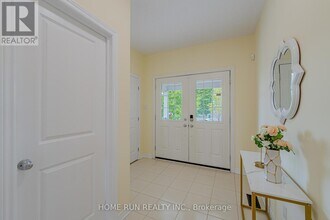 393 Grammond Cir in Ottawa, ON - Building Photo - Building Photo
