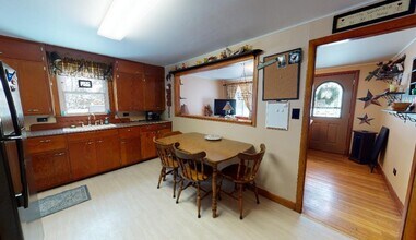 27 Lewis St in Greenville, ME - Building Photo - Building Photo