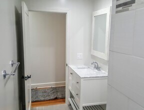 6265 Commodore Sloat Dr in Los Angeles, CA - Building Photo - Building Photo