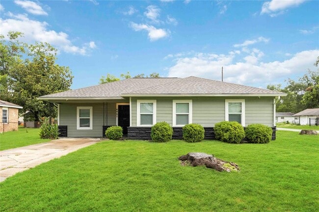 property at 6961 Peyton St
