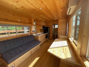 11008 US-301 in Thonotosassa, FL - Building Photo - Building Photo