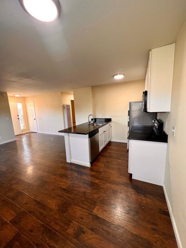 4810 Blum Rd in Martinez, CA - Building Photo - Building Photo