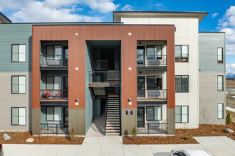 Parkland Meadows in Kalispell, MT - Building Photo - Building Photo