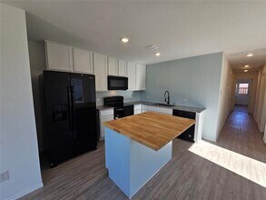 6847 Coulter Dr in Princeton, TX - Building Photo - Building Photo