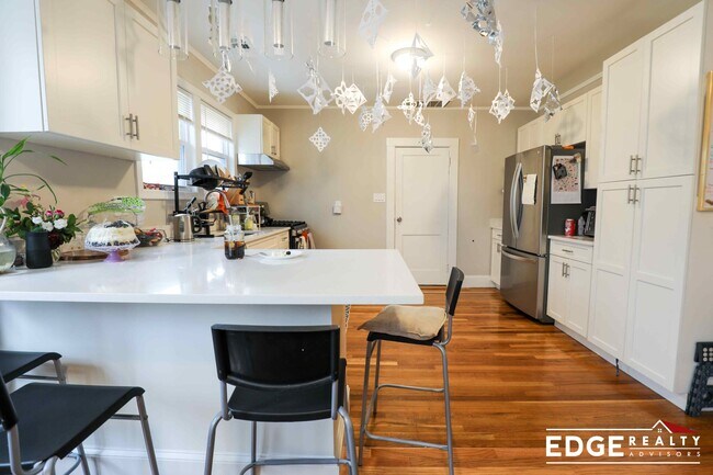 10 Donnybrook Rd in Boston, MA - Building Photo - Building Photo