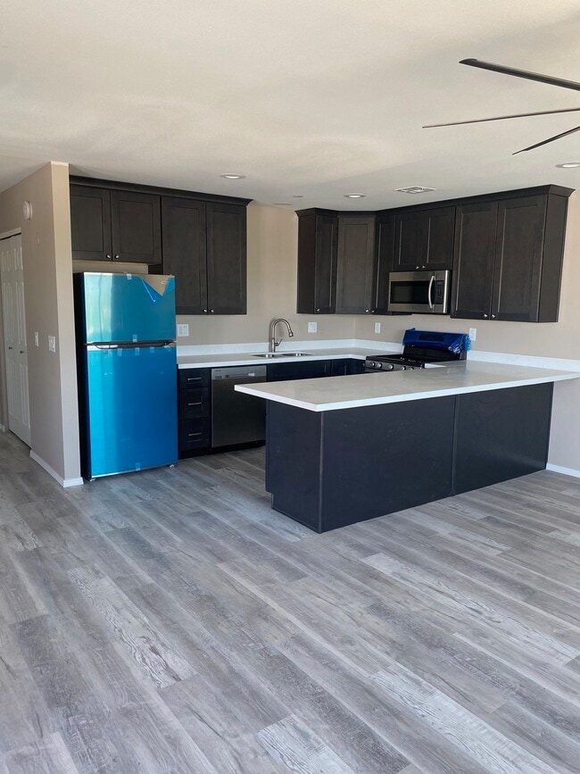 11101 W Montana Ave, Unit 11101 B in Youngtown, AZ - Building Photo - Building Photo