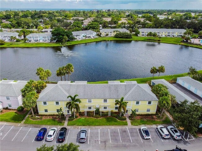 166 Pompano Dr SE in St. Petersburg, FL - Building Photo - Building Photo