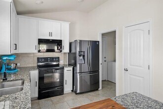 572 Evening Star in Kyle, TX - Building Photo - Building Photo