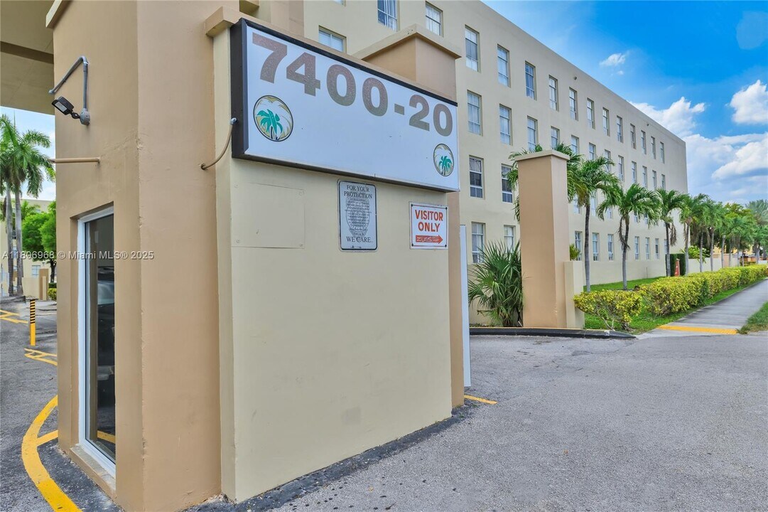 7400 W 20th Ave in Hialeah, FL - Building Photo