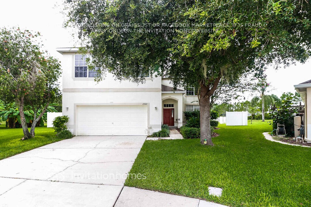 27001 Arrowbrook Way in Wesley Chapel, FL - Building Photo