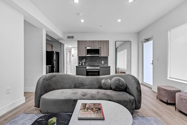 1561 Alton Ct, Unit SI ID1540456P
