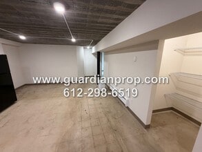 7535 Cloman Way E in Inver Grove Heights, MN - Building Photo - Building Photo