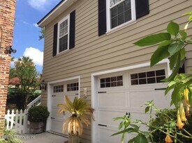 2830 Oak St in Jacksonville, FL - Building Photo