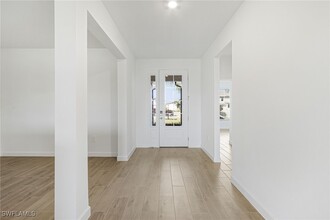 20662 Greenwich Pl in Estero, FL - Building Photo - Building Photo