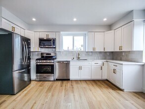 3811 W Exposition Blvd in Los Angeles, CA - Building Photo - Building Photo