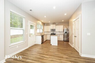 2037 Hamilton Hill Dr in Nashville, TN - Building Photo - Building Photo