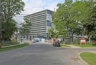 The Yorkdale in Toronto, ON - Building Photo - Building Photo