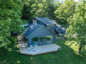 110 Geer Mountain Rd in Kent, CT - Building Photo - Building Photo