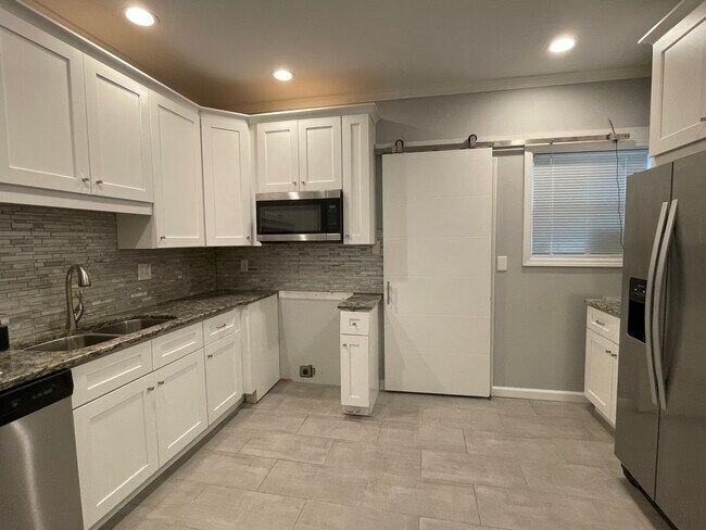 916 Coleman St SW in Atlanta, GA - Building Photo - Building Photo