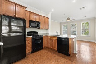 Chelsea Place in Bay Shore, NY - Building Photo