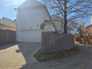 6116 Thursby Ave in Dallas, TX - Building Photo - Building Photo