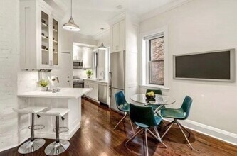 382 Commonwealth Ave in Boston, MA - Building Photo - Building Photo