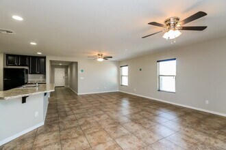 10826 E Calypso Ave in Mesa, AZ - Foto de edificio - Building Photo