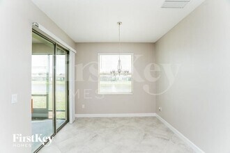 9660 Ivory Dr in Sun City Center, FL - Building Photo - Building Photo