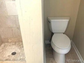 1660 S Deframe Ct in Lakewood, CO - Building Photo