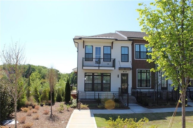 property at 124 Downing Dr
