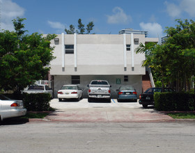 Aimee Apartments I & II in Miami Beach, FL - Building Photo - Building Photo