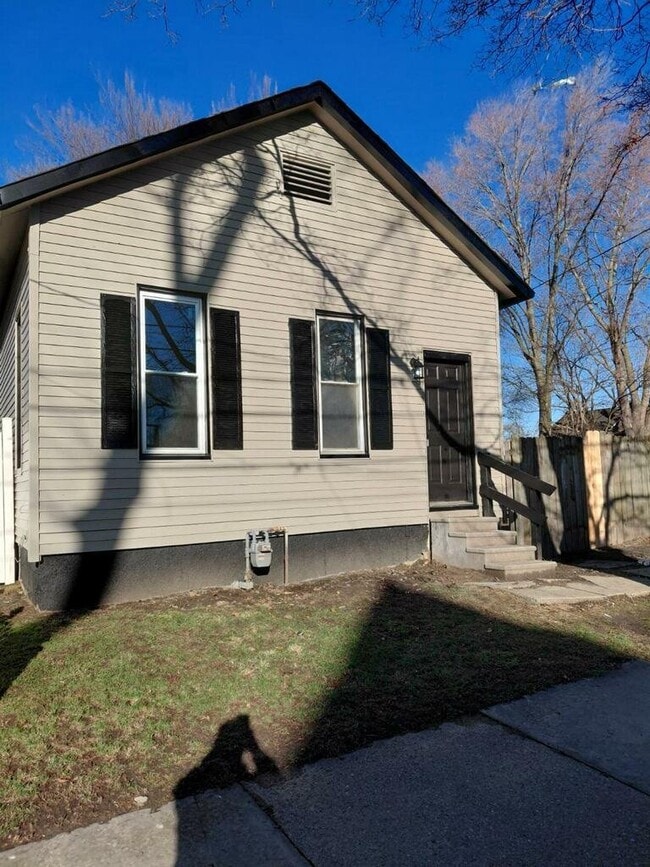 property at 220 Wasaon St