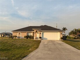 2003 NW 7th Terrace in Cape Coral, FL - Building Photo