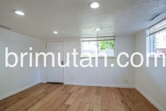 2590 S 800 E in Salt Lake City, UT - Building Photo - Building Photo