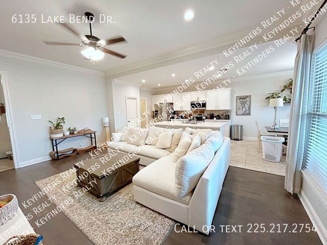 property at 6135 Lk Bnd Dr