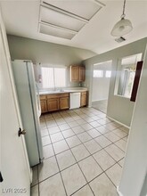 480 Elm Crest Pl in Henderson, NV - Building Photo - Building Photo