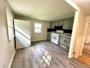 264 Reservoir Rd in Goshen, NY - Building Photo - Building Photo