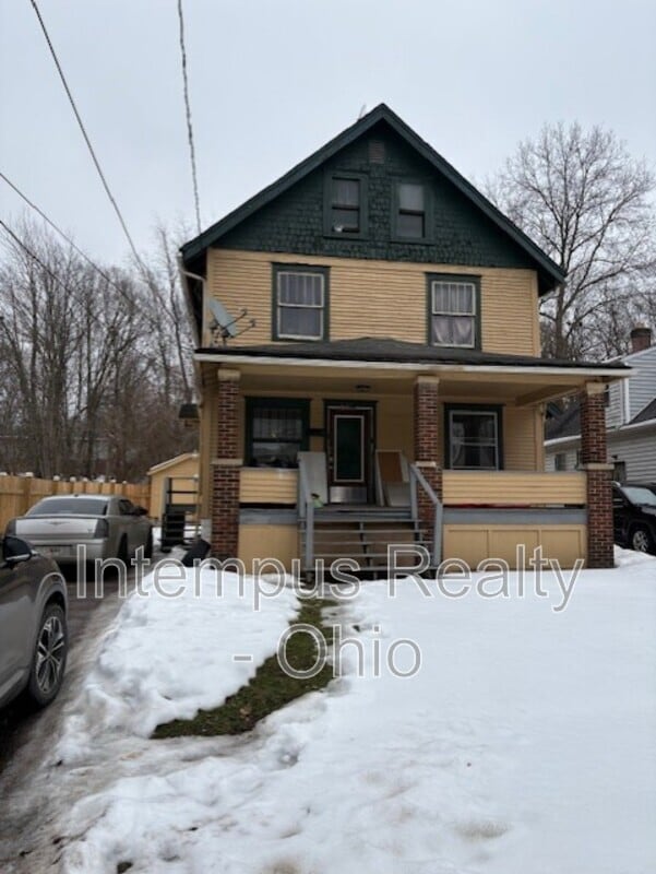 property at 633 Cassius Ave