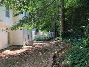 638 N Fairfield Dr in Peachtree City, GA - Building Photo - Building Photo