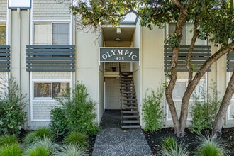 Olympic Apartments in Santa Rosa, CA - Foto de edificio - Building Photo
