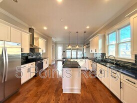 2209 10th Ave S in Nashville, TN - Building Photo