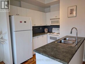 180-180 York St in Ottawa, ON - Building Photo - Building Photo