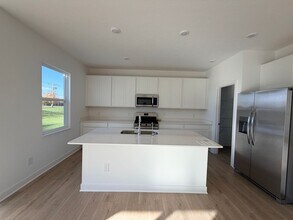 936 Shadow Dr in Danville, IN - Building Photo - Building Photo